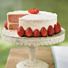 0905p88-strawberry-cake-x